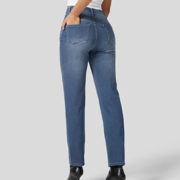 Halara High Waisted Multiple Pockets Straight Leg Stretchy Knit Work Jeans - Picture 2 of 6